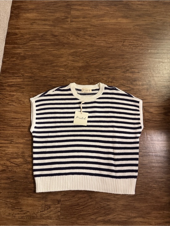 Anthropologie Sweaters - NWT Anthropologie sweater size large